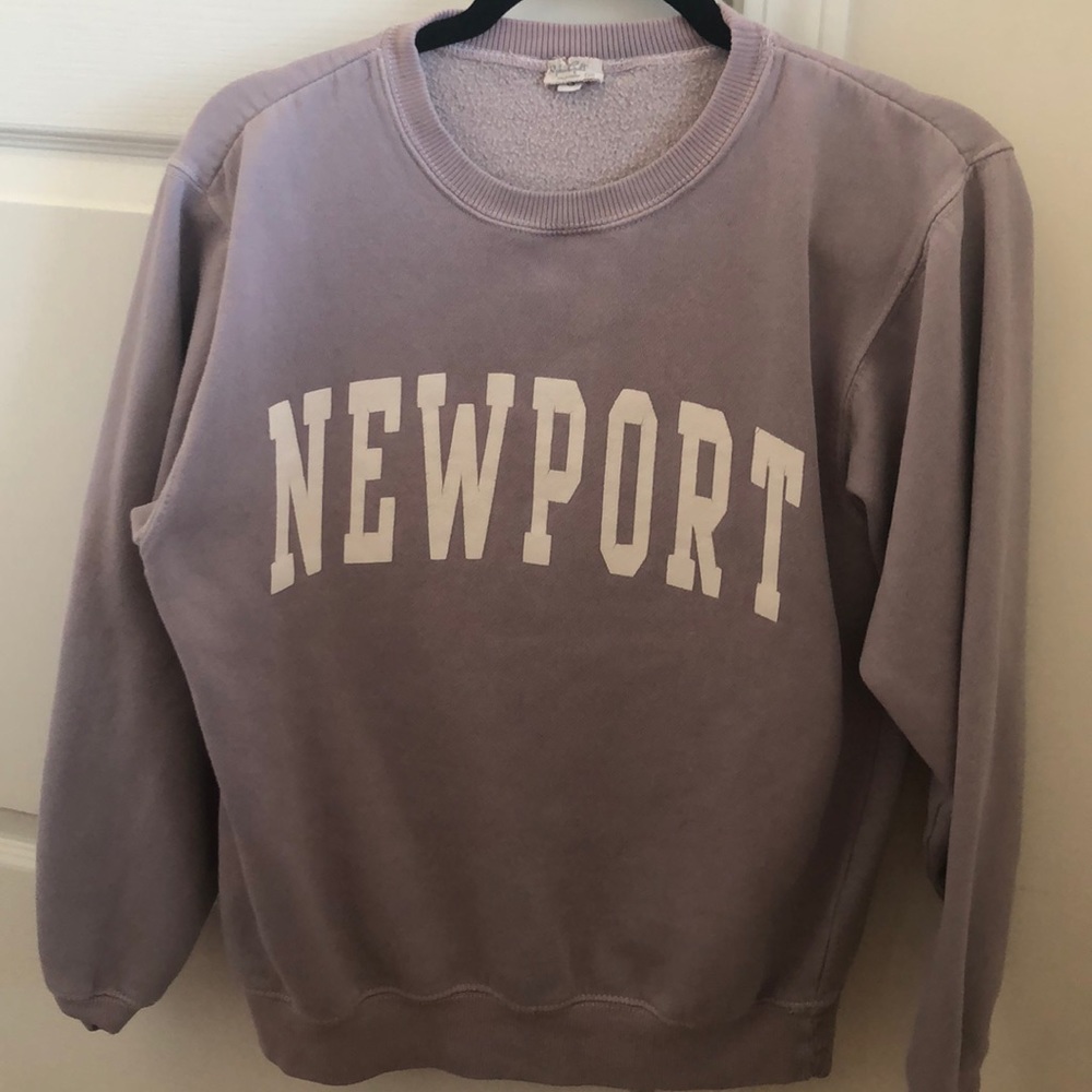 Brandy Melville Newport Crewneck